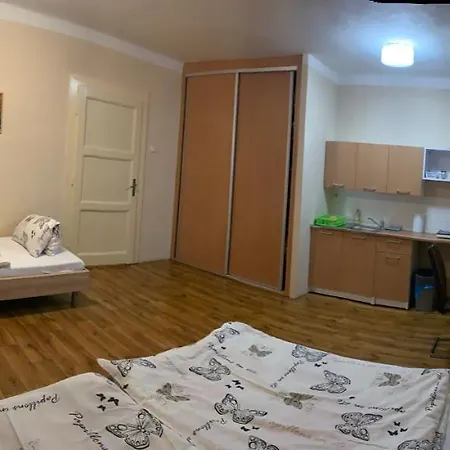 Turisticka Ubytovna Shb ,Strbske Pleso - Vysoke Tatry Hostel