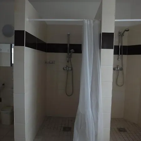 Turisticka Ubytovna Shb ,Strbske Pleso - Vysoke Tatry Hostel