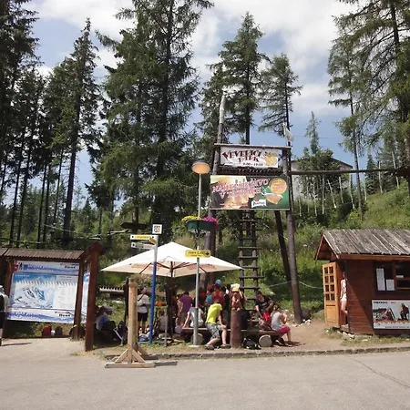 Turisticka Shb ,strbske Pleso - Vysoke Tatry 호스텔 *