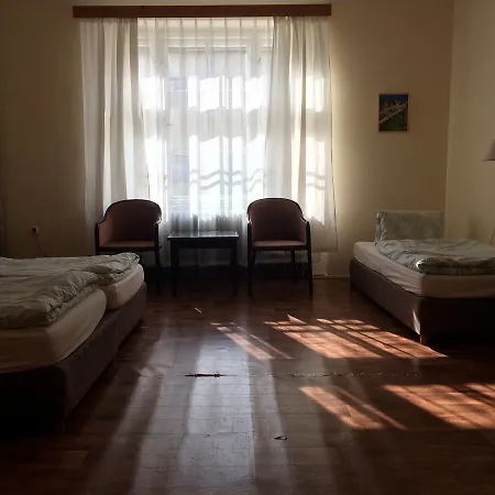 Turisticka Shb ,strbske Pleso - Vysoke Tatry Hostel Štrbské Pleso