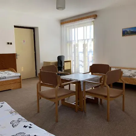 Hostel Turisticka Ubytovna Shb ,Strbske Pleso - Vysoke Tatry *