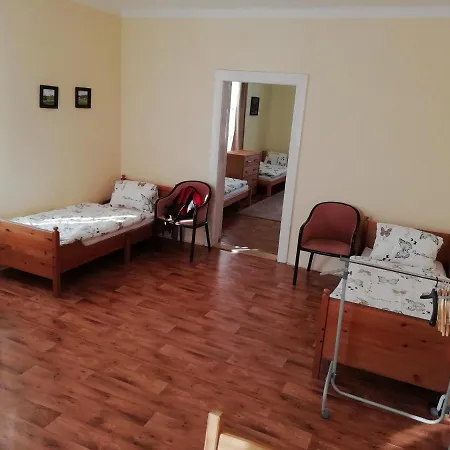 Turisticka Ubytovna Shb ,Strbske Pleso - Vysoke Tatry Hostel